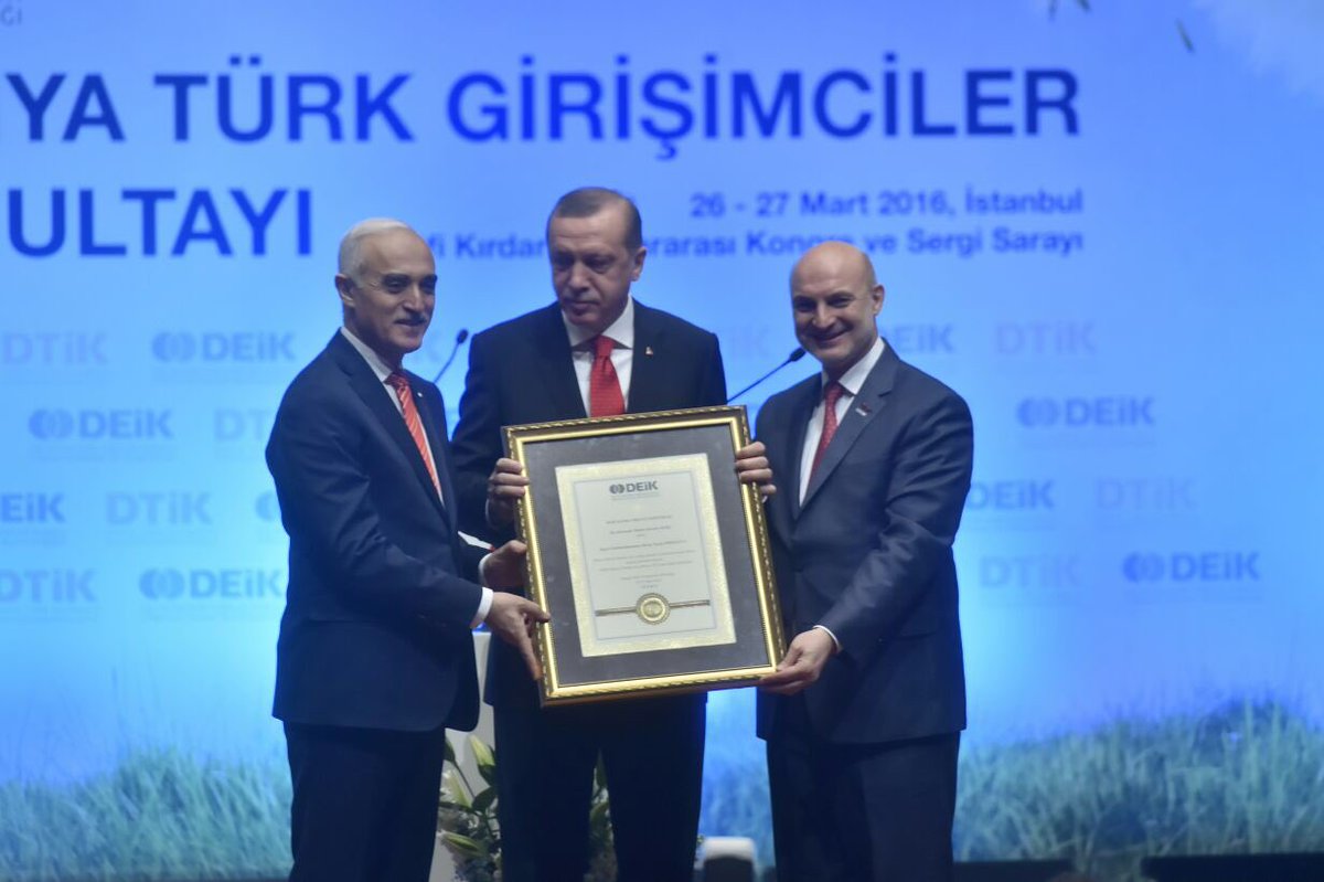NailOlpak's tweet photo. Sn CB @RT_Erdogan hitabı ve hediye takdimimiz. https://t.co/1Xm5zX6ox7