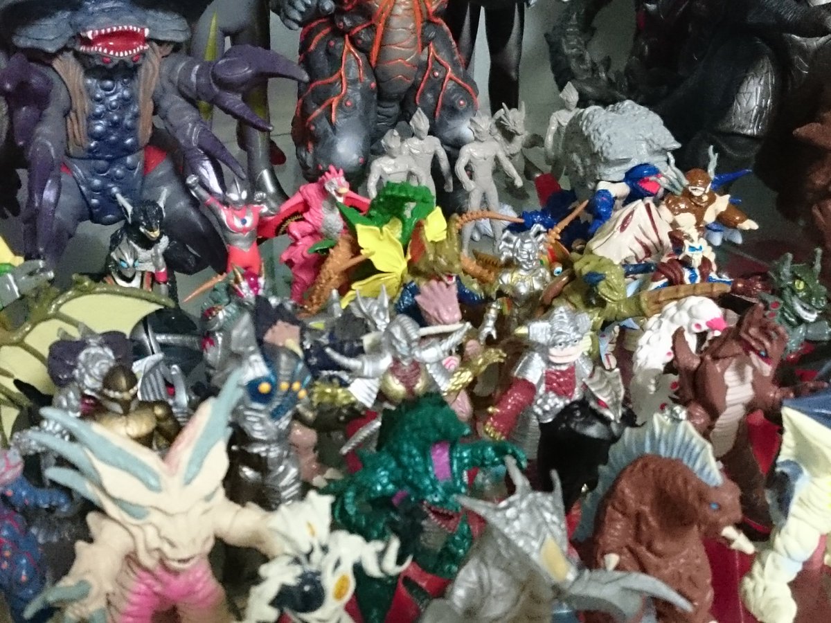 ほぼ全てのウルトラマンティガ怪獣を商品化してしまった、ティガ 
