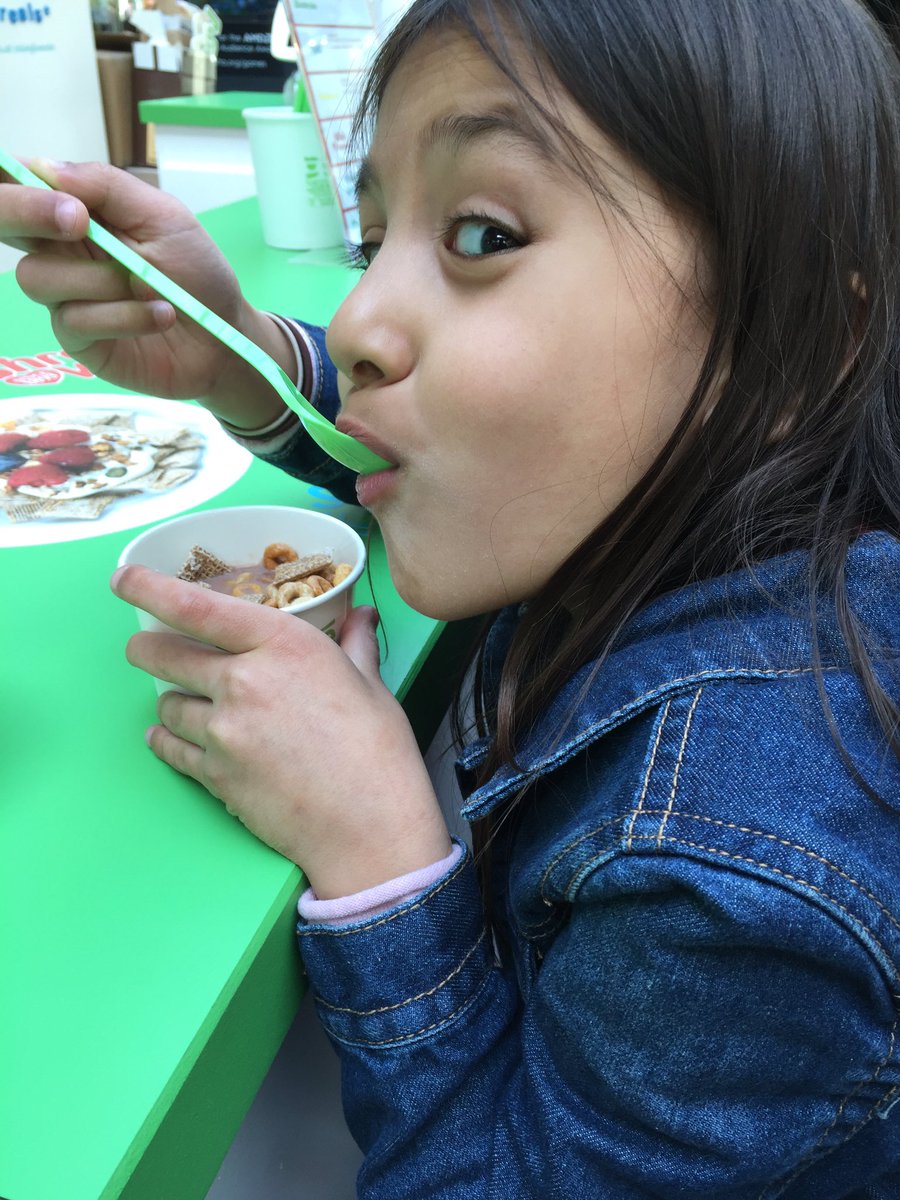 AnkitaStopa's tweet photo. Impressed Yasmin's trying Shreddies (with Cheerios &amp; Cookie Crunch) She never has before. Mixing it up #cereallovers https://t.co/I5V3kkydqD
