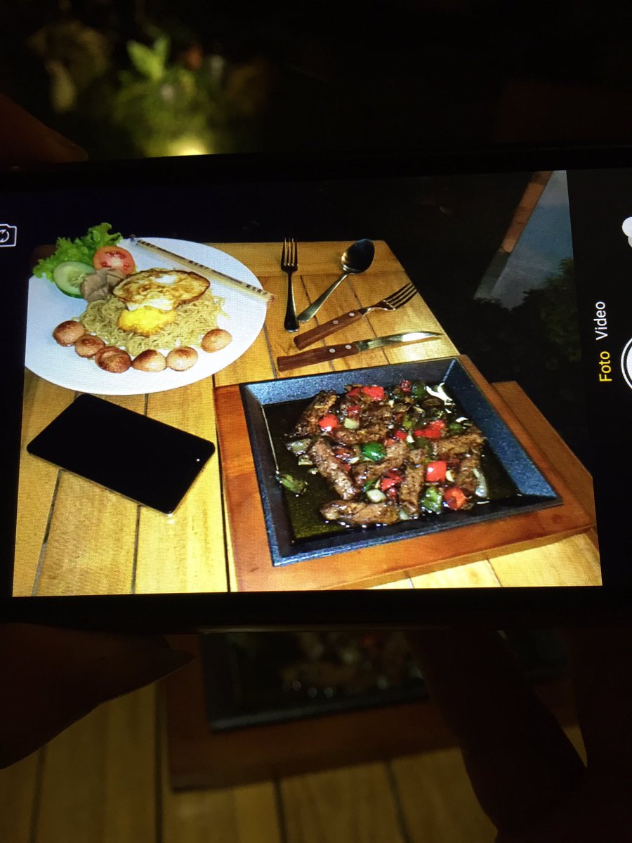 Caliq_cafe's tweet photo. Coming Soon 
only @Caliq_cafe  📍jl.Argopuro 15 Malang 
#cafemalang #malang #malangkuliner #mahasiswamalang https://t.co/Bq29fOSm9R