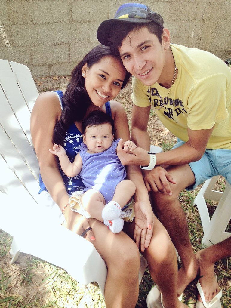 AriielGM's tweet photo. Puentazo #playa #familia https://t.co/Qdgf79GaCI