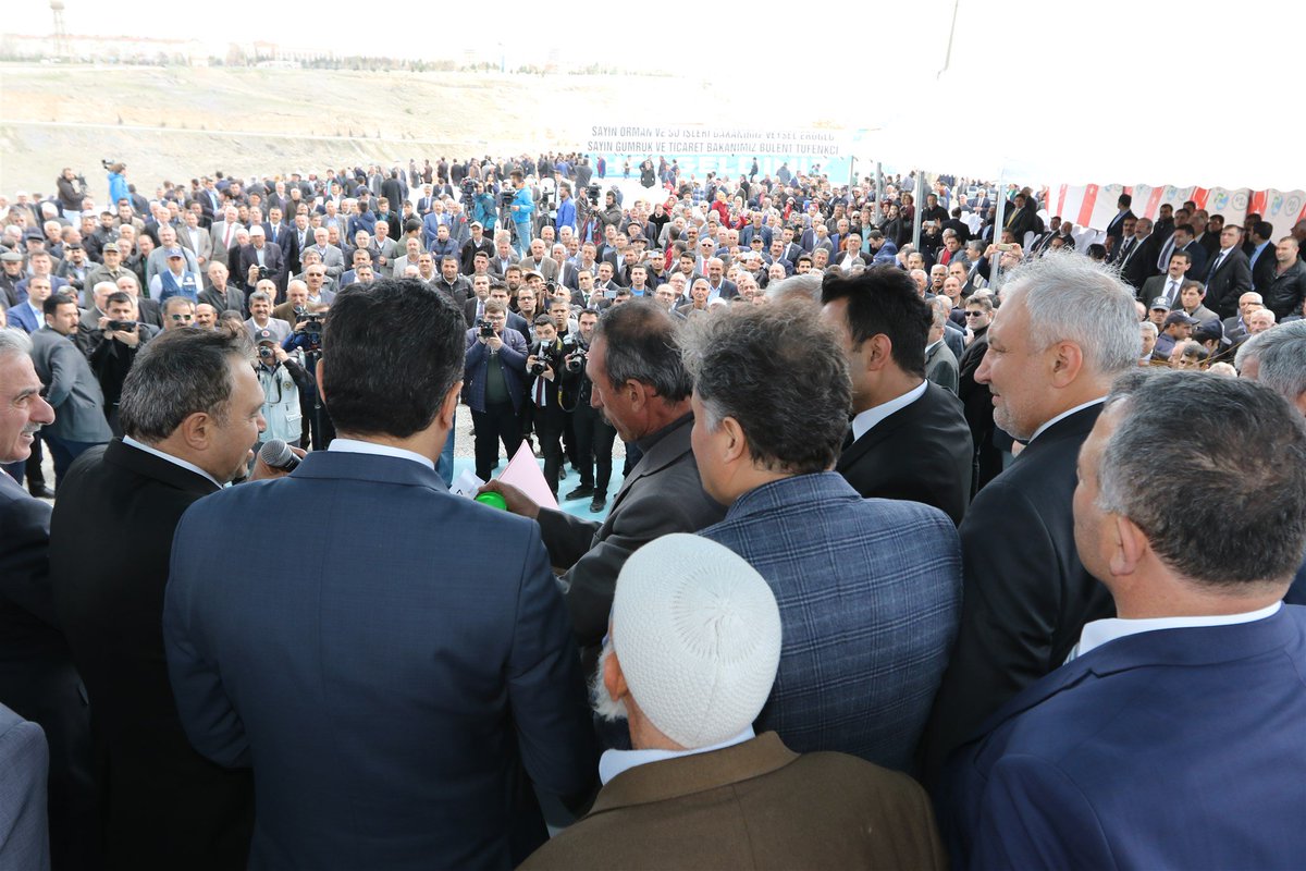 VeyselEroglu's tweet photo. #Malatya'da Yeşilvadi (Beylerderesi) Barajı ve 16 tesisin temel atma ve açılışını gerçekleştirdik.

Hayırlı olsun... https://t.co/wnBhmislAe