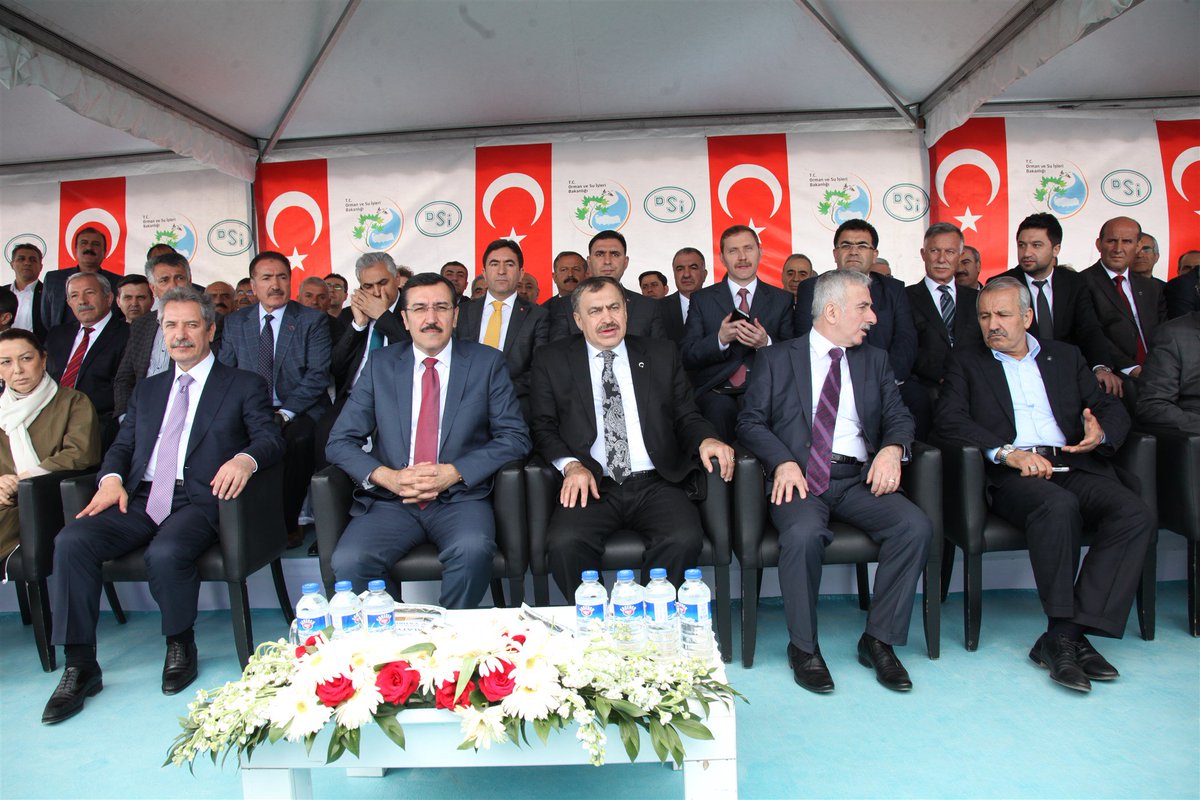 VeyselEroglu's tweet photo. #Malatya'da Yeşilvadi (Beylerderesi) Barajı ve 16 tesisin temel atma ve açılışını gerçekleştirdik.

Hayırlı olsun... https://t.co/wnBhmislAe