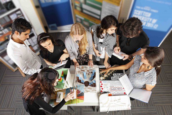 DontCrampMyBlog's tweet image. How to graduate with First class Degree!! buff.ly/1WNq8tL @FemaleBloggerRT #study #uni #unihelp