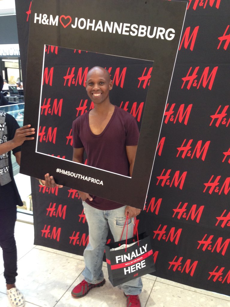 LKwanini's tweet photo. H &amp; M #grand openingjohannesburg https://t.co/QsCwsnWDvt