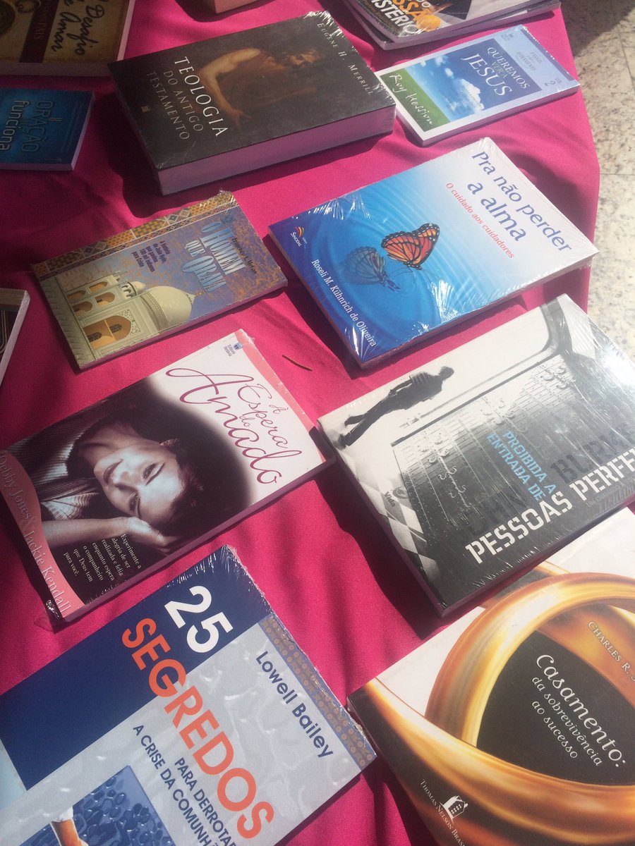 batista_fam's tweet photo. Livraria pronta para a XXVIII Assembleia da CBNMG #familiabatista #portalfamiliabatista #cbnmg #ormiban https://t.co/lvvN57j4MC