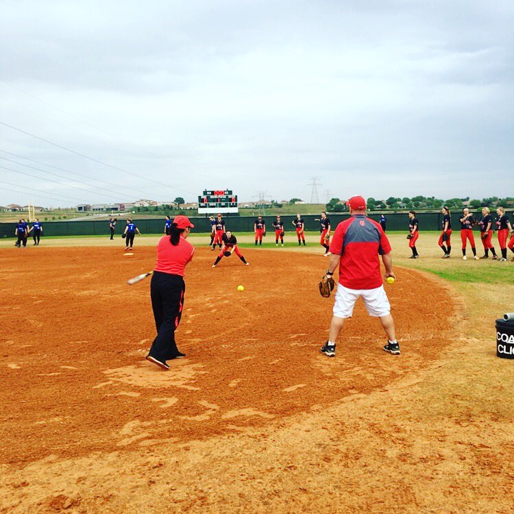 CSBSoftball's tweet photo. We're pumped and ready to go! Game 1 of 3 today starts in 20 minutes vs. @NorseSoftball! #TSG2016 #TSGL5 https://t.co/uOttmT1BXl