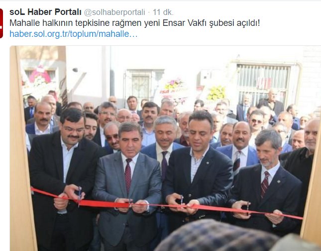Diren_Raz_iye's tweet photo. Amasya'daki yeni Ensar Vakfı binası,törenle açıldı. 
ONLAR AÇAR !
KONFERANS DA VERİR !
SİZ ÇOCUKLARINIZI GÖNDERMEYİN https://t.co/CL8Lp3KAke