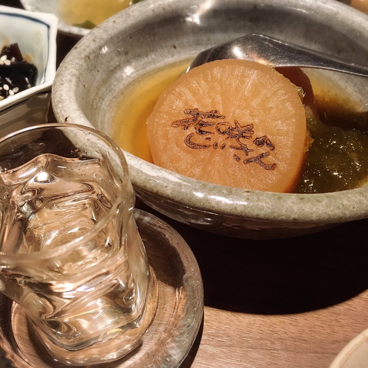 mrk0801's tweet photo. 花織と遊びながら行きたいところ行って飲み食いŧ‹¨ŧ‹¨(๑´ㅂ`๑)ŧ‹¨ŧ‹¨楽しいね〜♡ https://t.co/jN1g9JqPEr
