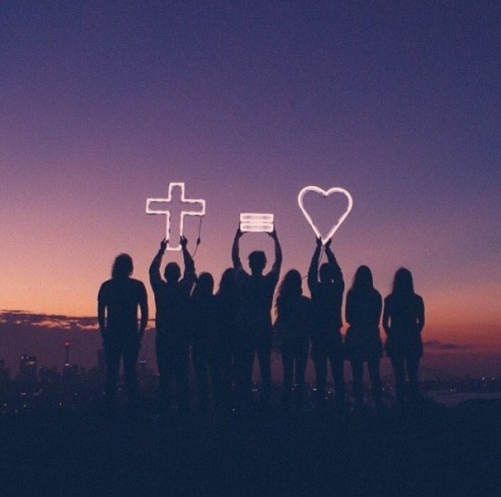 bernardipaloma's tweet photo. O maior "eu te amo"da história foi dito em silêncio na cruz,mostrando q o amor tem qser vivido e ñapenas falado.✝=❤️ https://t.co/qsJvOh54Yz
