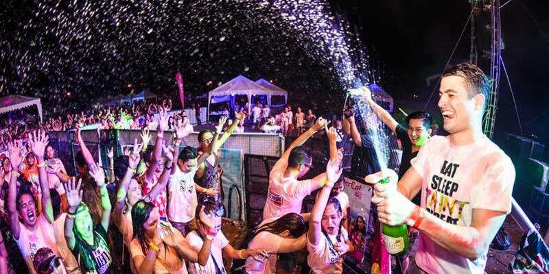 partyphile_app's tweet image. Check out the reasons why you should not miss out on #NeverlandXRaveolution ❤️💙💚💜💛 bit.ly/1ZDmPap