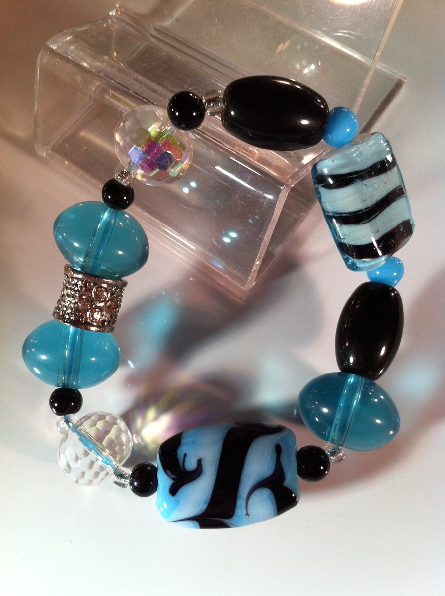 candlebychris's tweet photo. Handmade Elastic Bracelet with Tourmaline, Agate, Crystals, … https://t.co/tfic5rbABi #handmade #StretchableBracelet https://t.co/z47OEqEupi