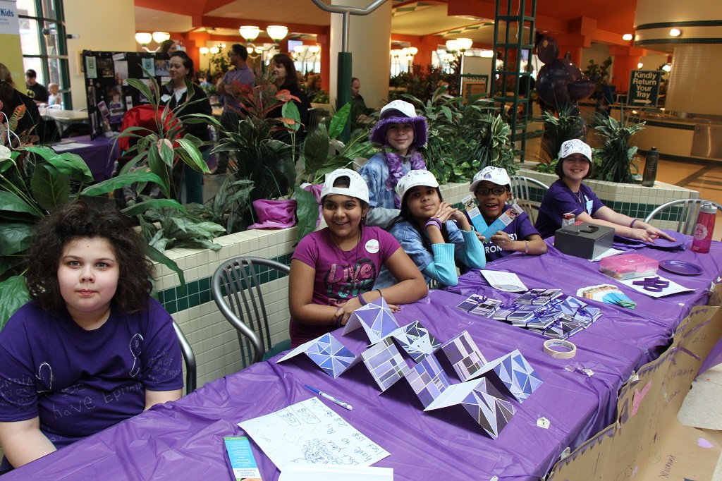 SickKidsNews's tweet photo. It’s #PurpleDay! Help raise #EpilepsyAwareness by joining the conversation &amp; showing off your purple! https://t.co/DJg4VnGmst