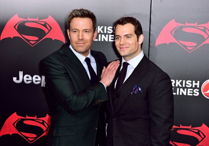 InStyle's tweet photo. Ben Affleck vs. Henry Cavill: Who is the ultimate man of style?: https://t.co/d8TkLIsC2p https://t.co/WoLQWYZqHZ
