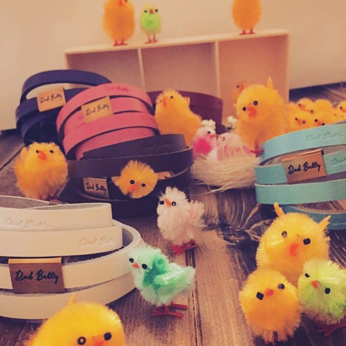 🐥Happy Easter weekend Red Betties! 🐥
#easter #Chicks #easterweekend #egg #easteregg #happy #Love #Insta #Cute