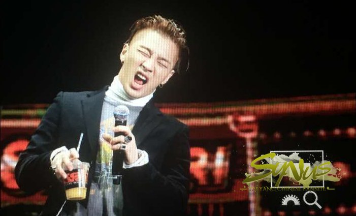 _SUNUS_'s tweet photo. [Preview]160326.MADE VIP TOUR in Changsha 🙆🏼🙋🏻🐻🤘🏻💝 OMG~what it taste like ~~#태양 #영배 #TAEYANG #SUNUS https://t.co/MMaDyC5ZW7