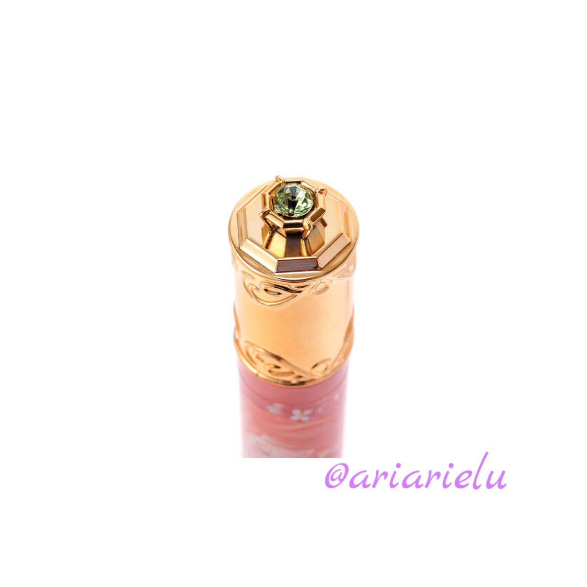 ariarielu's tweet photo. ロマンチックなリップグロス💄✨
💟¥648 https://t.co/oBK261rY0F