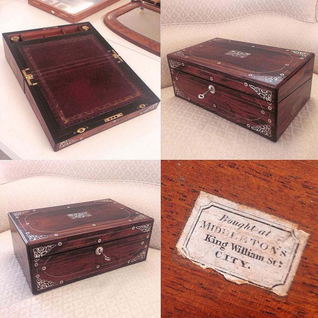 BeestonAuctions's tweet image. Bid Online: bit.ly/TAG-307

#Victorian #rosewood #writingslope with #motherofpea… bit.ly/1ZDrCsj