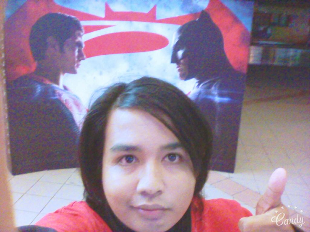 DOrukawa's tweet photo. Done watching #BatmanvsSuperman it super awesome xD https://t.co/B8GkDMoetG