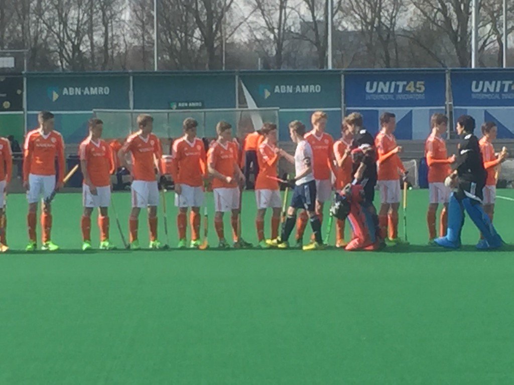 NLU16 vs ENGU16 met <a href="/Tijnbrinkman/">Tijn</a> succes!