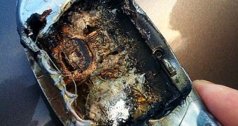 Sachkahoon's tweet photo. सीहोर (MP): मोबाइल की बैटरी फटने से दस वर्षीय बालक की मौत
#mobile #batteryexplode https://t.co/vXHtK9frQ4