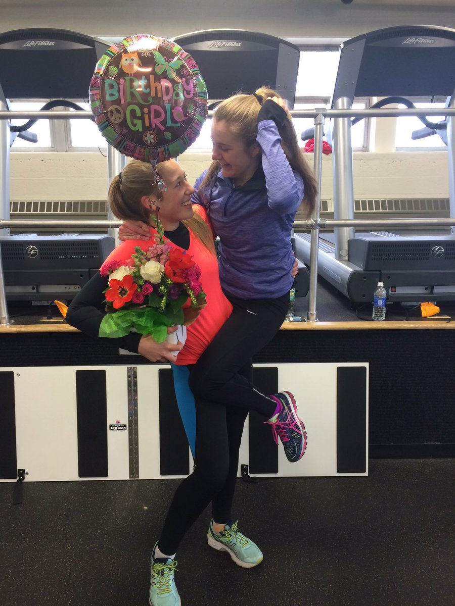 MercyTrack's tweet photo. It's a special belated birthday practice for Rita! #HBD #ftOlivia https://t.co/Vfcy53Ddjj