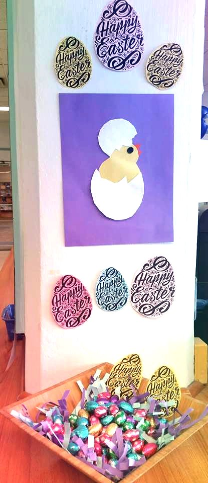 UNBLibraries's tweet photo. #HappyEaster!!! Check out the #EngCSLib #treats #LibraryLove https://t.co/pIZsP7zzth