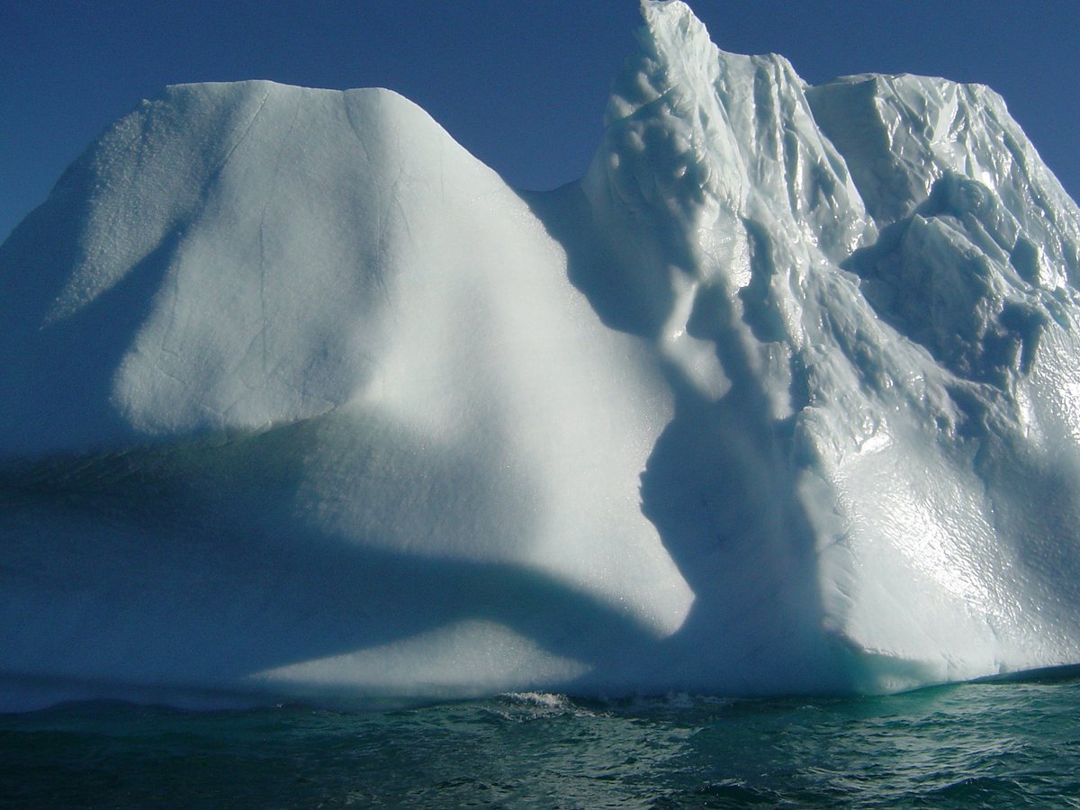 Greenland’s ice is melting &amp; a bacteria could be responsible for accelerating the process: ow.ly/ZQsJ9