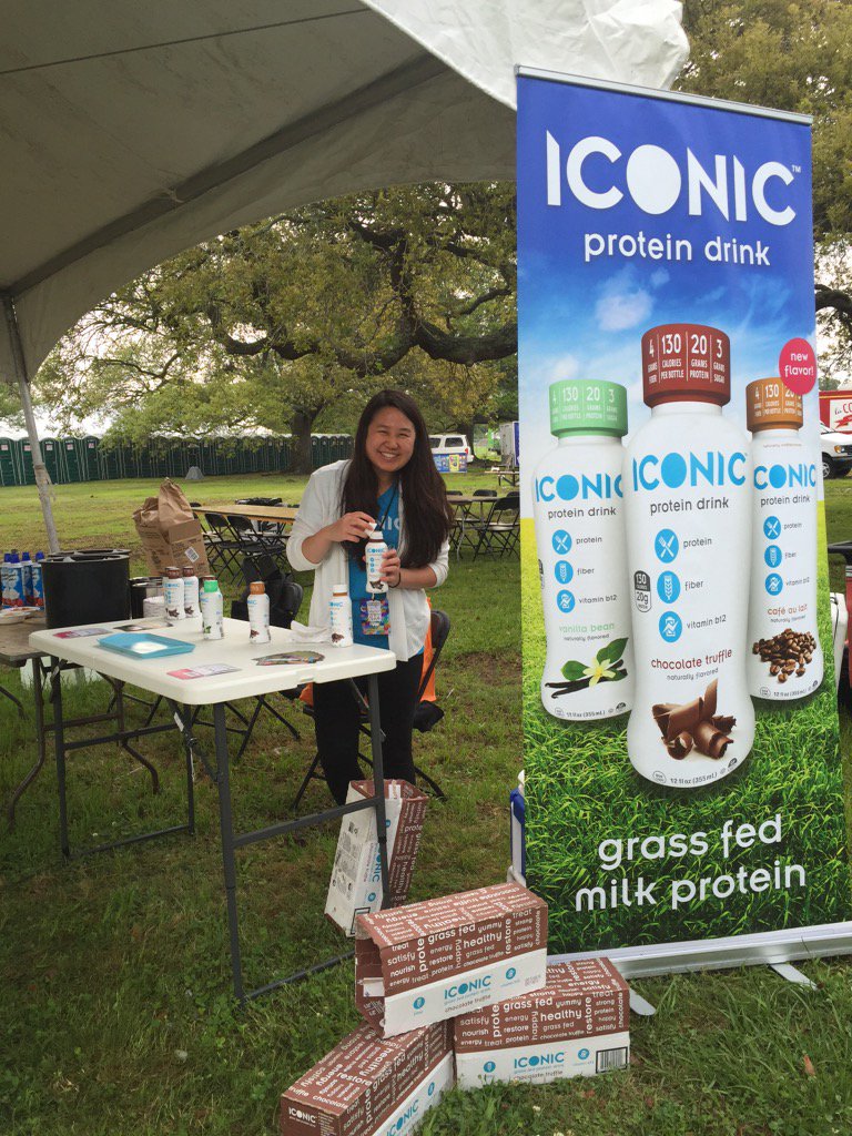 Come by our booth at @CCC10k finish line to meet Kelsey from @DrinkIconic - free food, drinks and smiles!