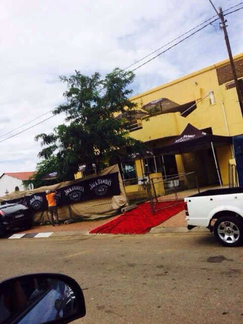 Iam_Aliice's tweet photo. Ukuphi?! we are here today #MansionOnOne party https://t.co/zk8O6OeIrm