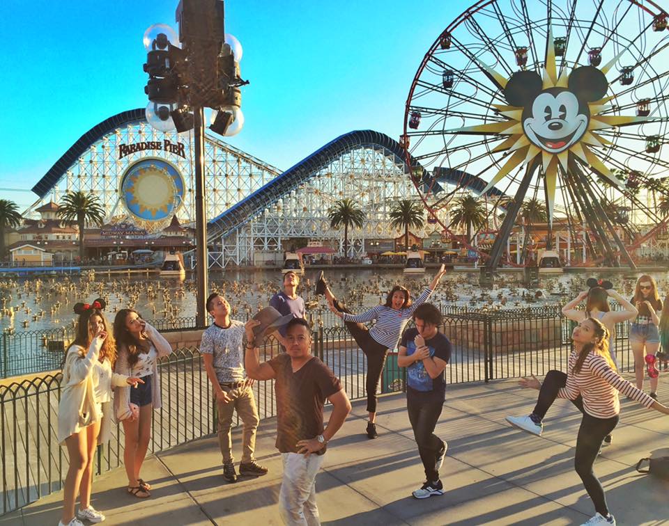 AdorableKarylle's tweet photo. Karylle @ disneyland 

(c) https://t.co/JdOtCcvpcE