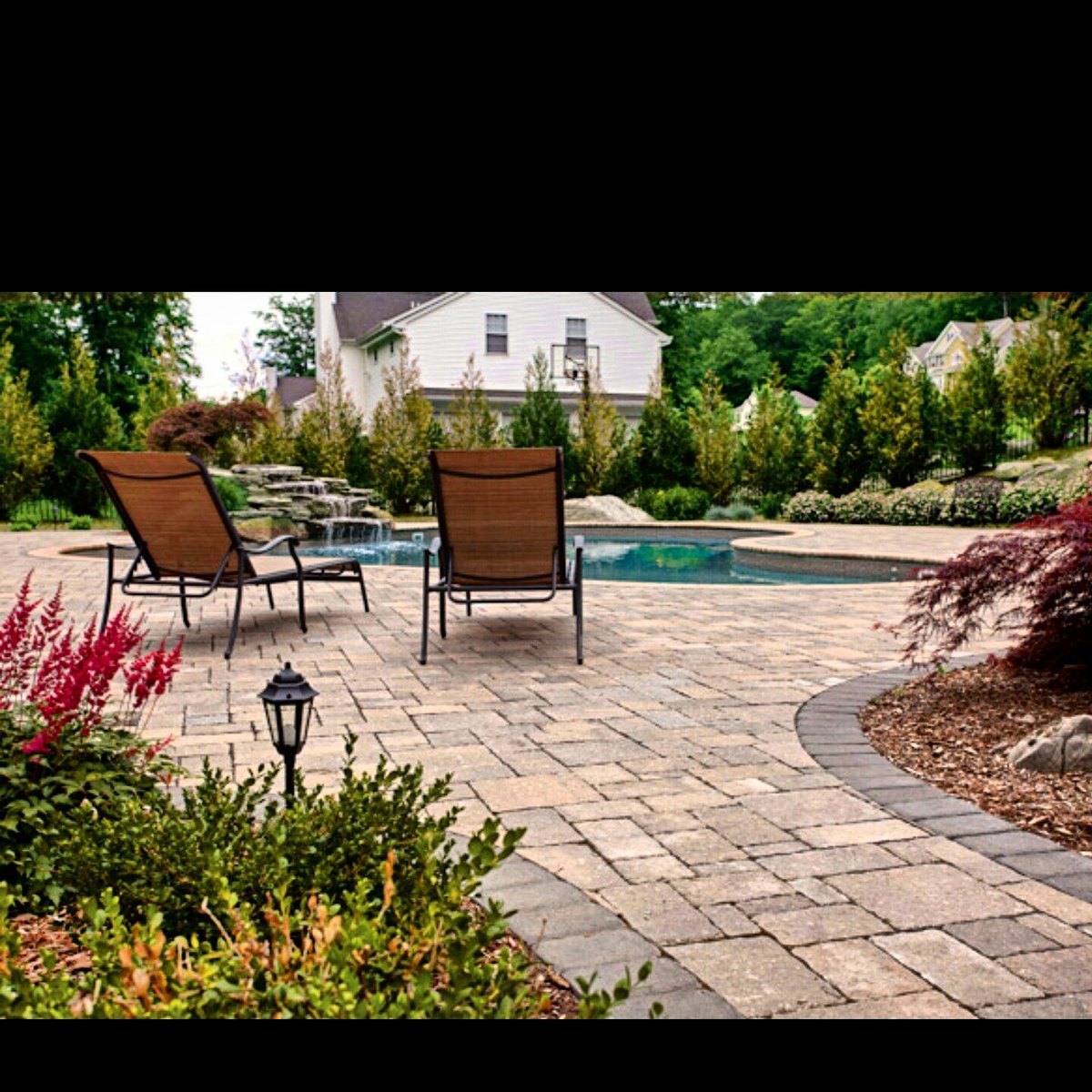 Popestreetwines's tweet photo. #grinnellpavers #berkshire #paver #patio #pooldeck #poolside #pool #homedesign #backyard #miscillany #firepitting https://t.co/3G5G3uFR0Y
