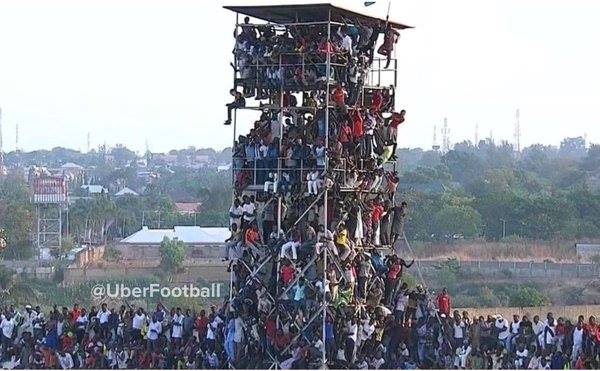 FootballFunnys tweet picture