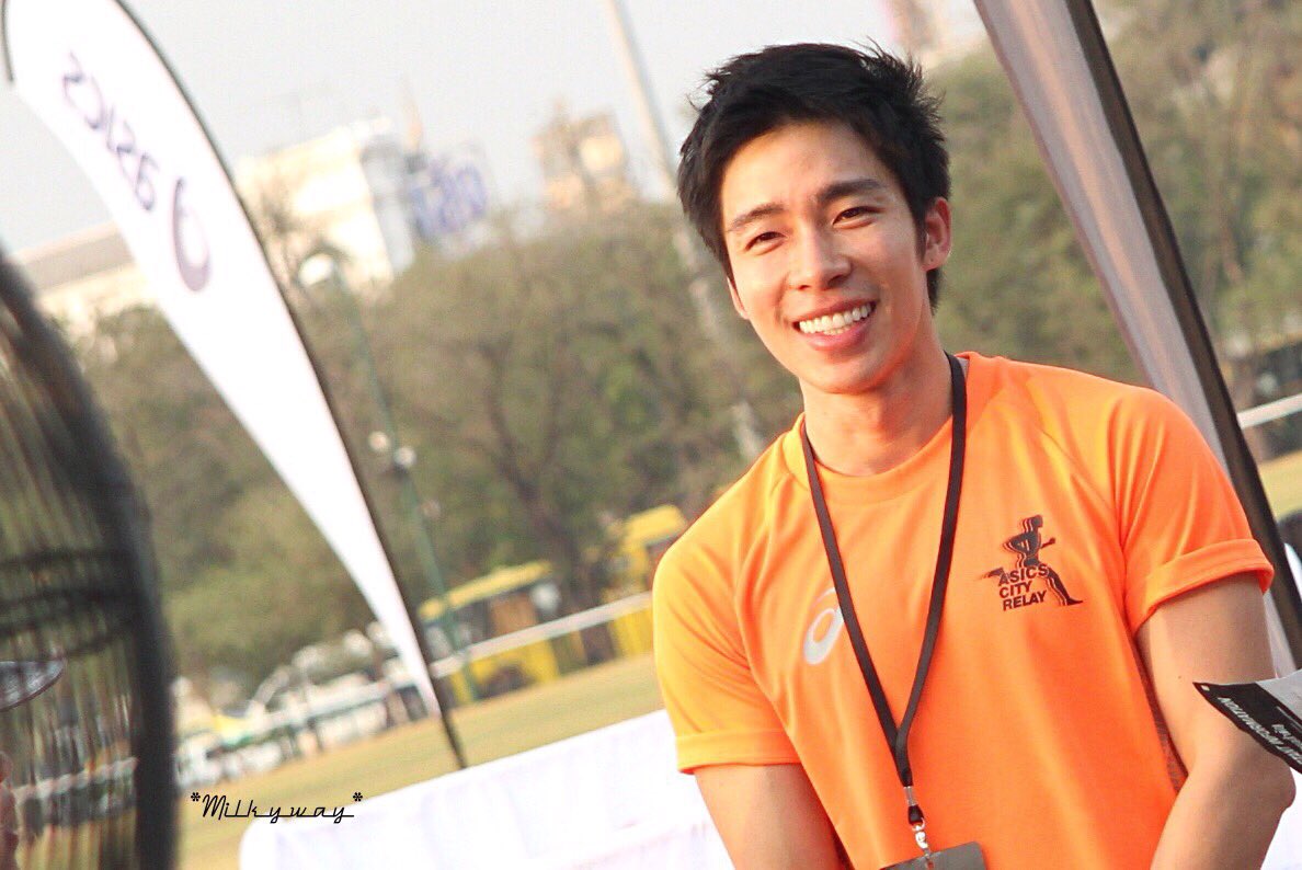 Milky_addict's tweet photo. @NATsakdatorn งาน #ASICScityrelayBangkok #ASICScityrelay #AsicsThailand #AsicsGoRunit #relaythenight https://t.co/O4WsmzlbQ9