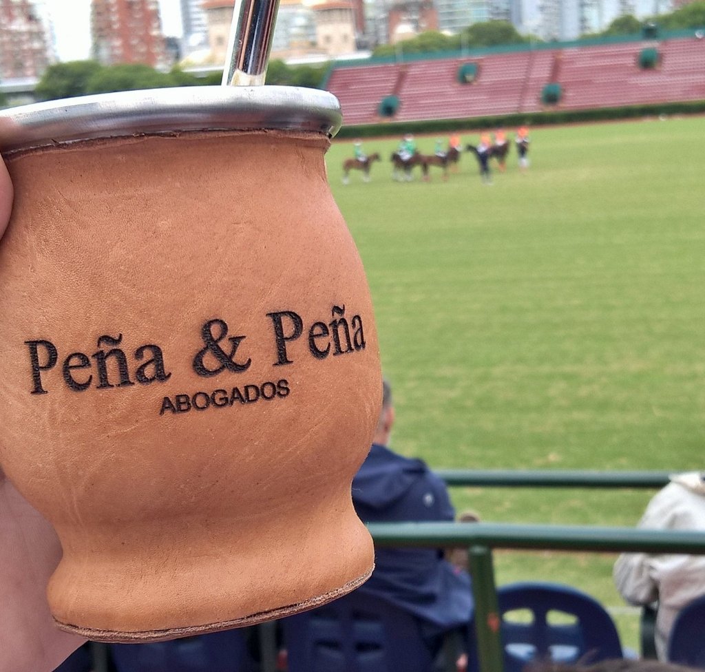 Peña&amp;Peña Abogados acompañando siempre a <a href="/Backhander_/">Backhander</a> y al polo. Hoy en la final de la Copa Republica Argentina