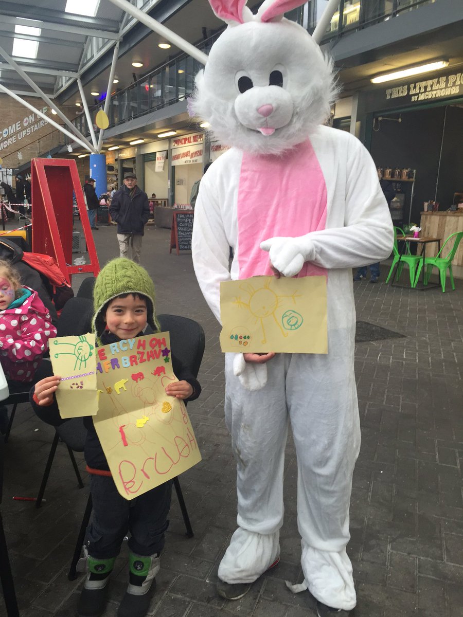 cafe_streets's tweet photo. The Easter bunny even had a picture presented to him https://t.co/a295i7eYTQ