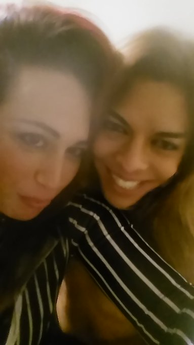 @TGEroticaAwards  ne1 know who this chick (Krista?) Hung like a fucking crane! Slammed the door shut<a class="tags" href="/tag/tgeroticaawards">@tgeroticaawards</a><a href="/tag/whorelife"class="tags"><span>#whorelife</span></a>