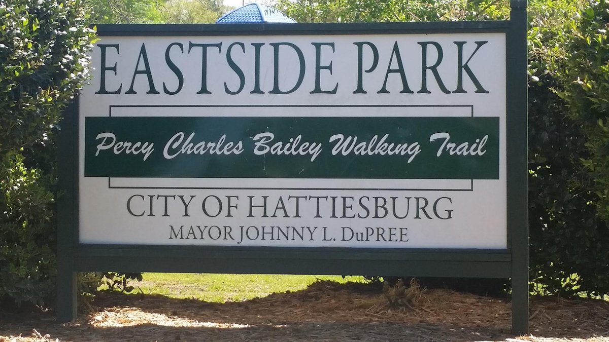 MekaSulli's tweet photo. @rdm7938 For our last facility visit, I decided to visit a park yesterday - One of many in Hattiesburg! #SM642 https://t.co/Zp3Xd6BZZS