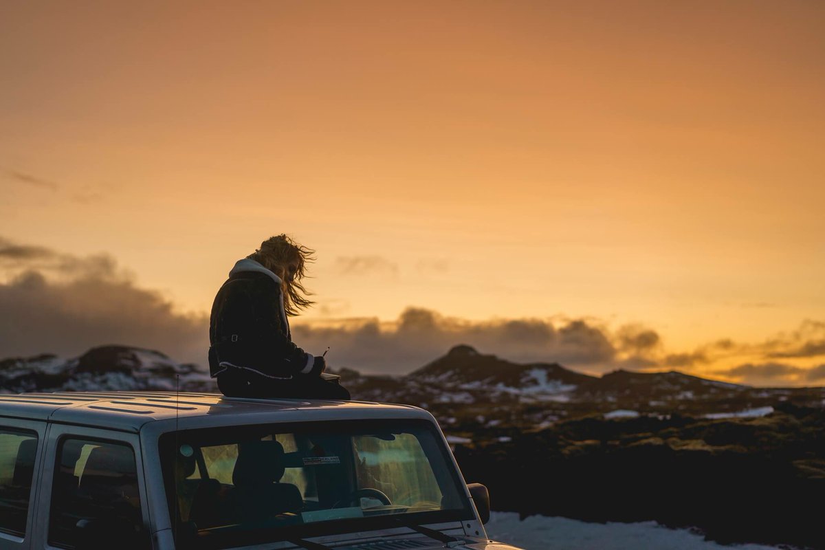 <a href="/kerriwatt/">Kerri Watt</a> on set with us in #iceland for her newest video 'The Wild' directed by <a href="/MichaelKaineDuo/">Michael - Kaine</a>  #music #video