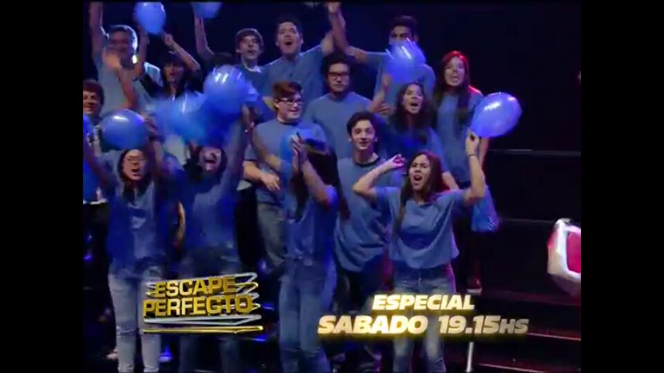 NaturalesJH2016's tweet photo. Hoy 19:15 sale al aire él programa escape perfecto 🎉🎊 #GrandeAzul https://t.co/A6vl8lrnvL