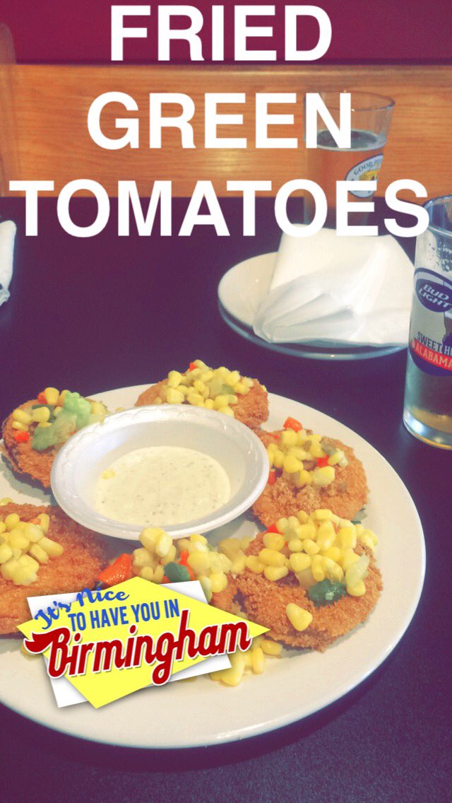 beccaecraig's tweet photo. That one time @christennna and I drove to Birmingham, Alabama to try fried green tomatoes #southernadventures https://t.co/hFb1qurNOq