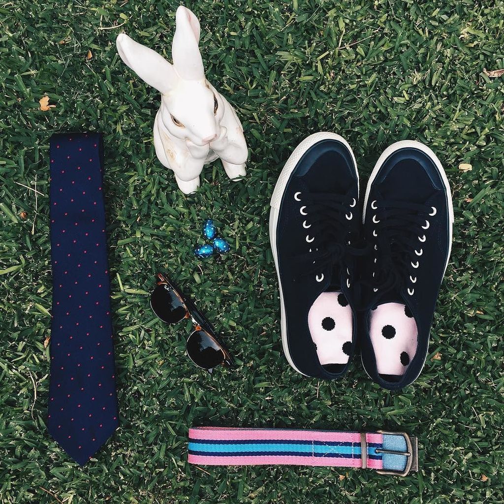 clino_ch's tweet photo. Happy Easter! 🐰🐰🐰 Now, what to wear to the egg hunt... #threechiefs #socks #TheTopDog #bel… https://t.co/hzrLopCy1t https://t.co/suQPBGbEfi