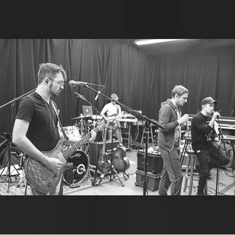 perezmontse88's tweet photo. We want #HeffronDriveInMexico #HeffronDriveInMexico 😍 @HeffronDrive @dbeltwrites @TolboothOST @YUMAPIG1 @CEGTalent https://t.co/I5pNx1momn