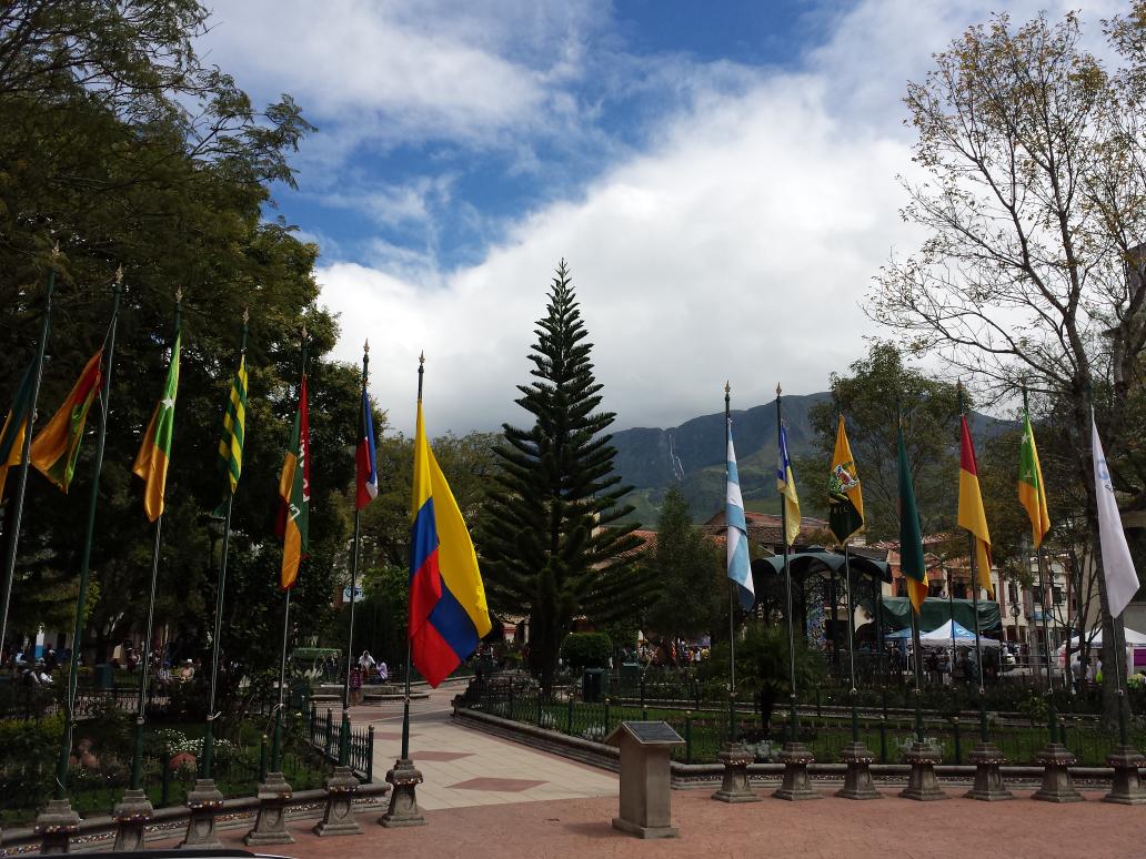 JuanPenaAguirre's tweet photo. Nuestro saludo a GIRÓN en su CXIX aniversario de cantonización. https://t.co/8okG9JrUuT