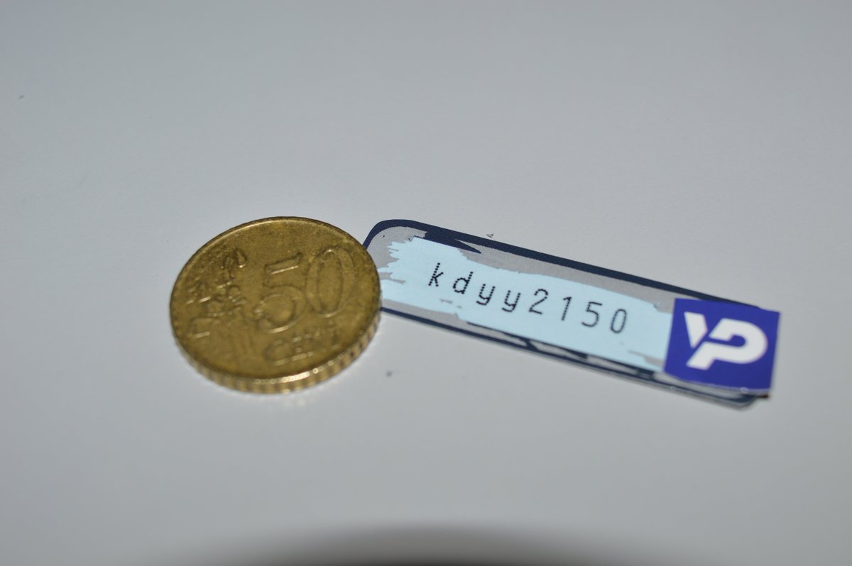 YouPassFR's tweet image. Gratter un #CodeKDO de 50 centimes avec une pièce de 50 centimes, c'est fait ! #Inception