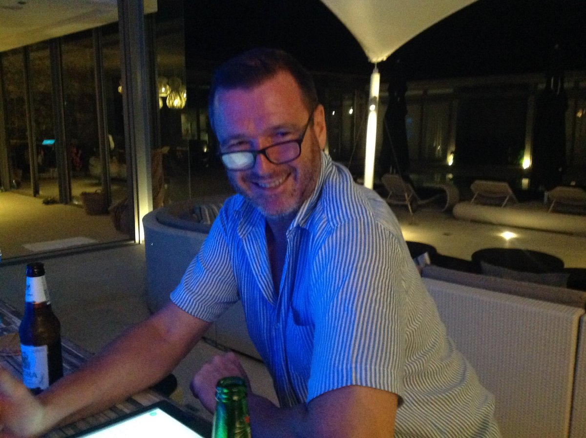 JamesEntertain's tweet photo. Big bowling needed now ... First 5 overs huge. Watching from Phuket on @BBCCRICKET https://t.co/lPHaGTLLDU