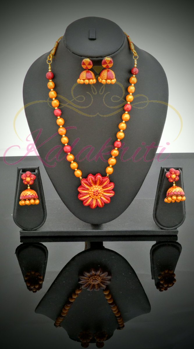 KalakritiKrafts's tweet photo. #beads #customizedbling #classic #handmadejewellery #kalakritikrafts #combodesign https://t.co/SqiefFz4zx