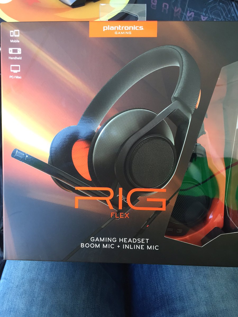 Geek_Bar_Team's tweet photo. Gagne ton RIG Flex de @PLTgaming_FR 
RT et Follow @SummerGamingLan et @PLTgaming_FR tirage demain à la grande finale https://t.co/bbBkAvMikr