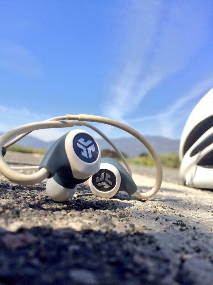 IrongirlNadia's tweet photo. Last GIVEAWAY this wknd! Follow @JLabAudio @IrongirlNadia &amp; Retweet for a chance to win. 24 winners total #jlabaudio https://t.co/UD1xgGgpPj