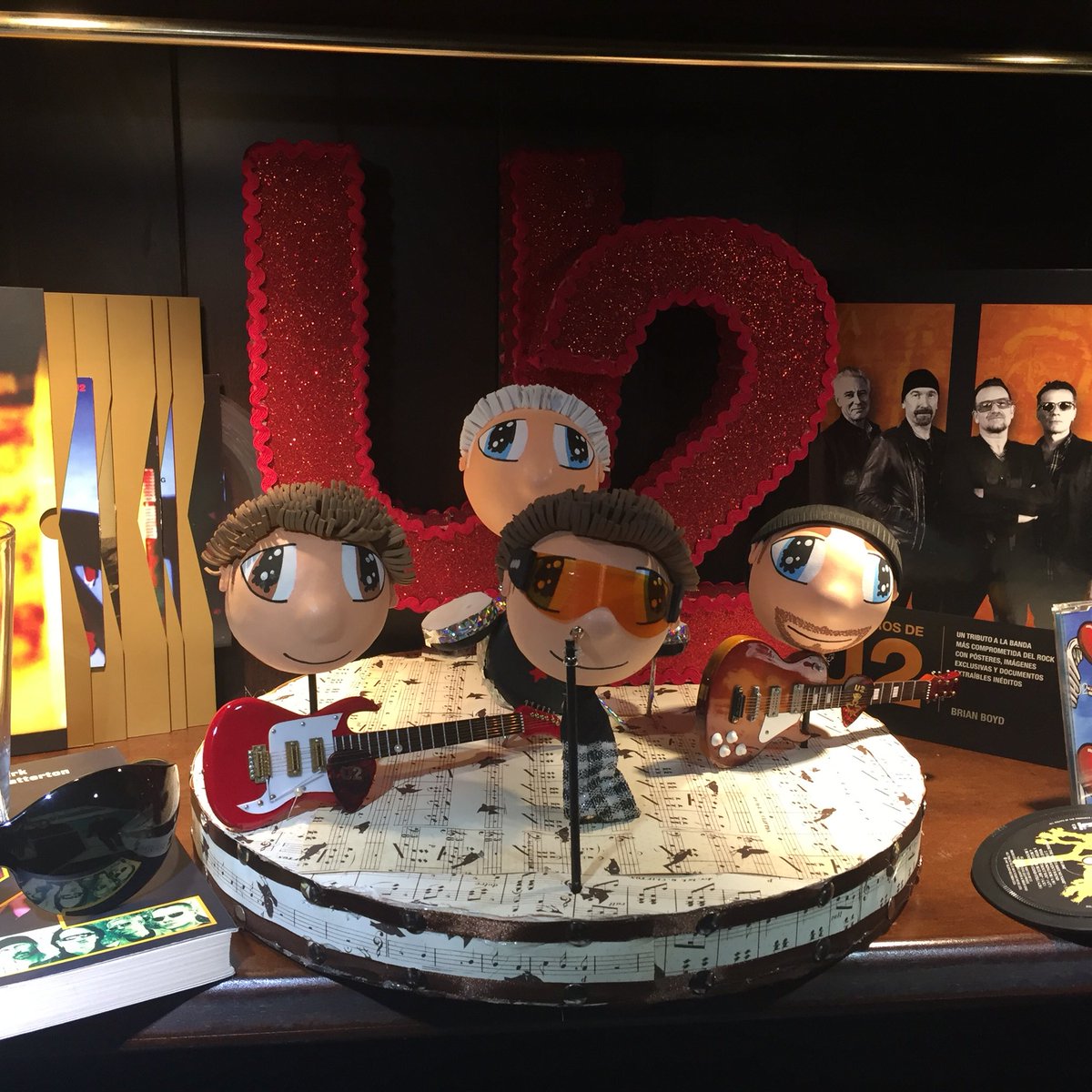 Flanagans teruel U2 (@mangellabrador) on Twitter photo 